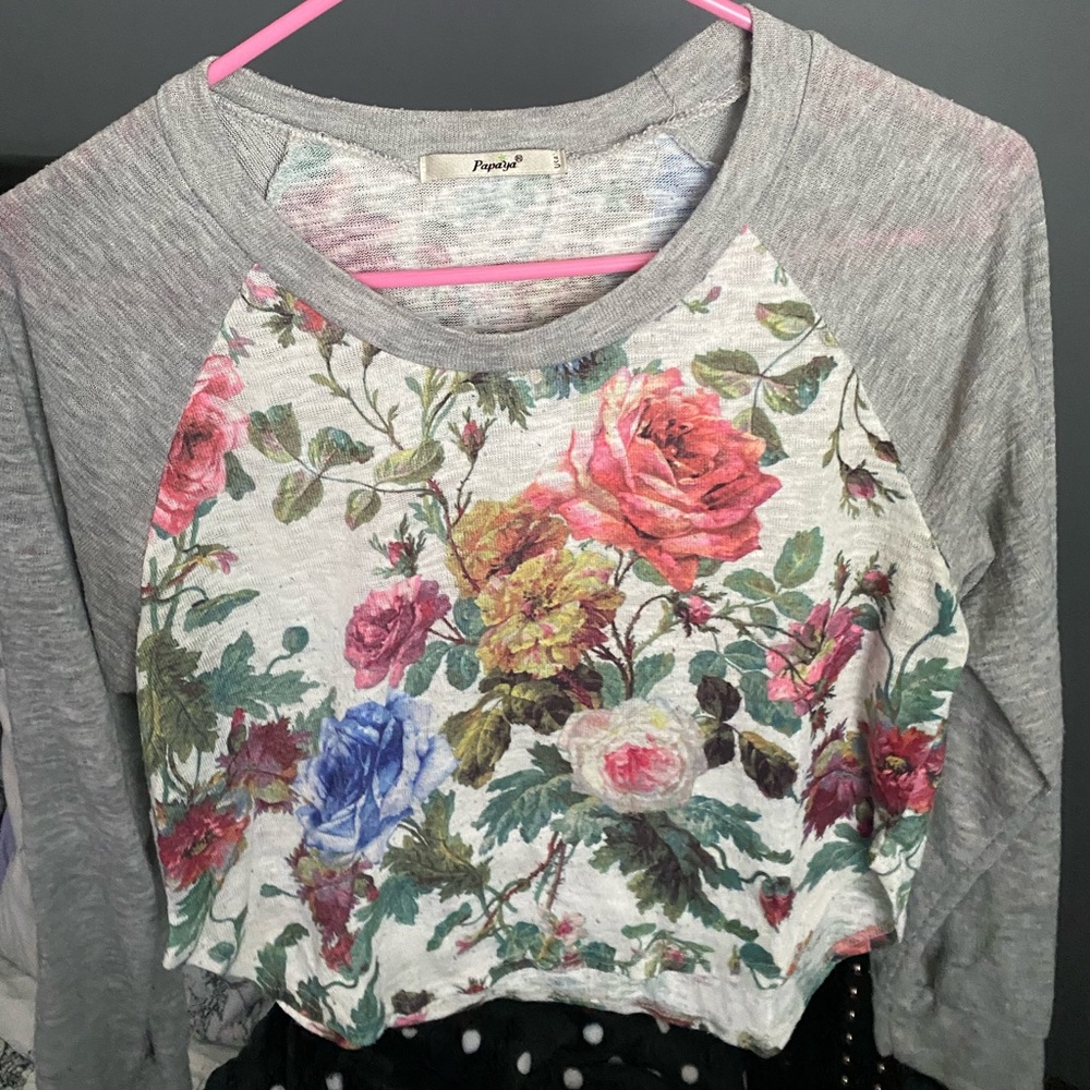Women’s Rose Patterned Top